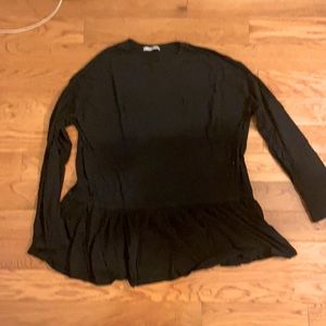 Zara Black Long Sleeve Tee Peplum with pocket detail!